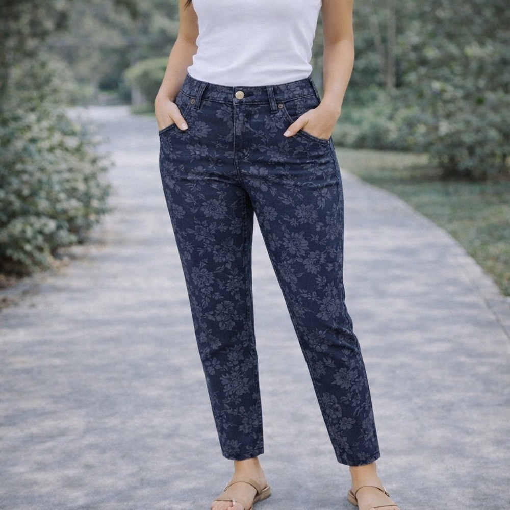 Style & Co Floral Blue Textured Wash Tapered Jeans Women's Size‎ 8